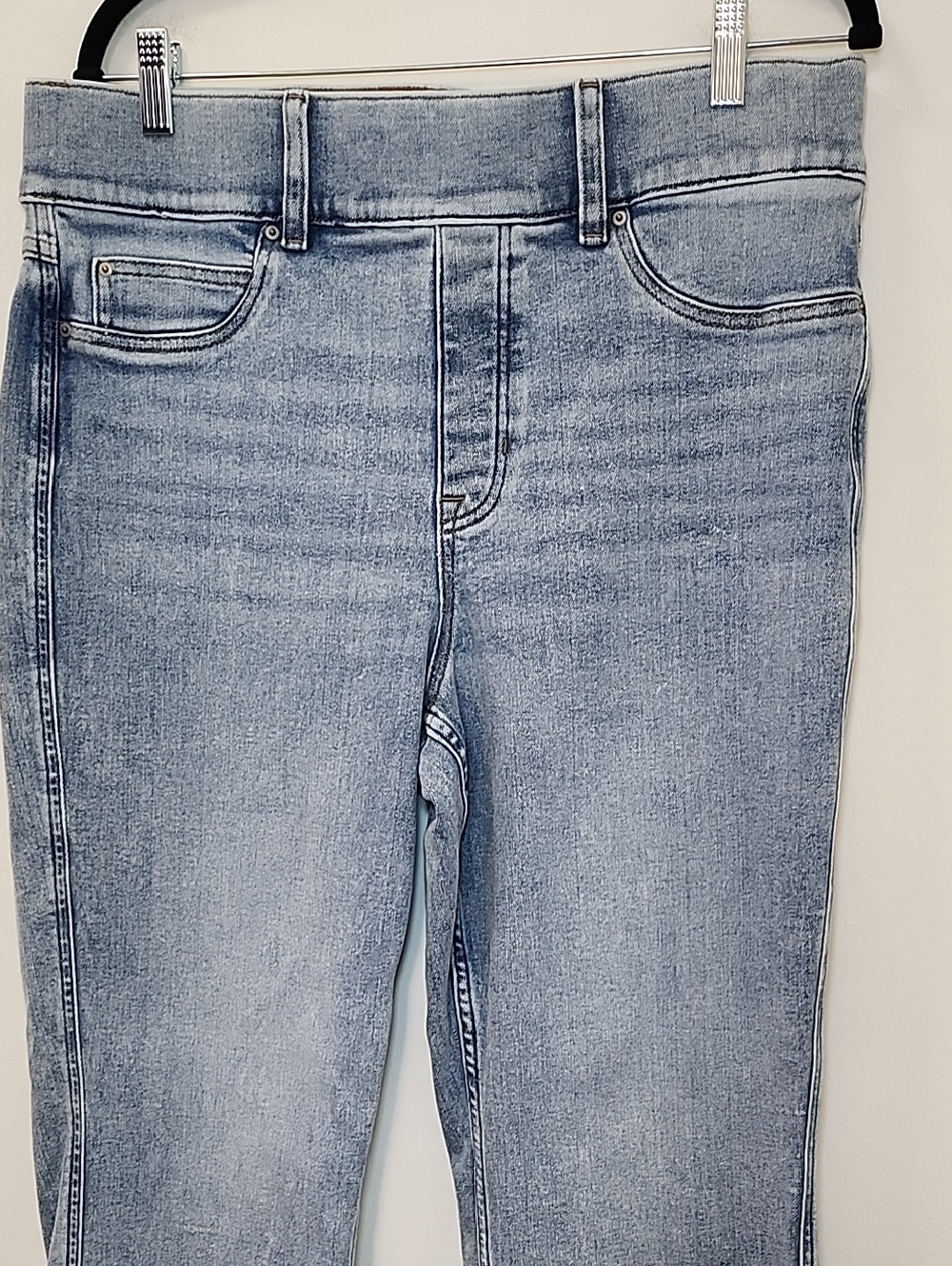 SPANX EveryWear Kick Flare Ankle Jeans Indigo Sky wash featuring a pull-on Sz 1X - Picture 6 of 16